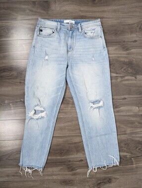 KanCan Women's Jeans Straight Leg Distressed Light Wash Jeans Size 28